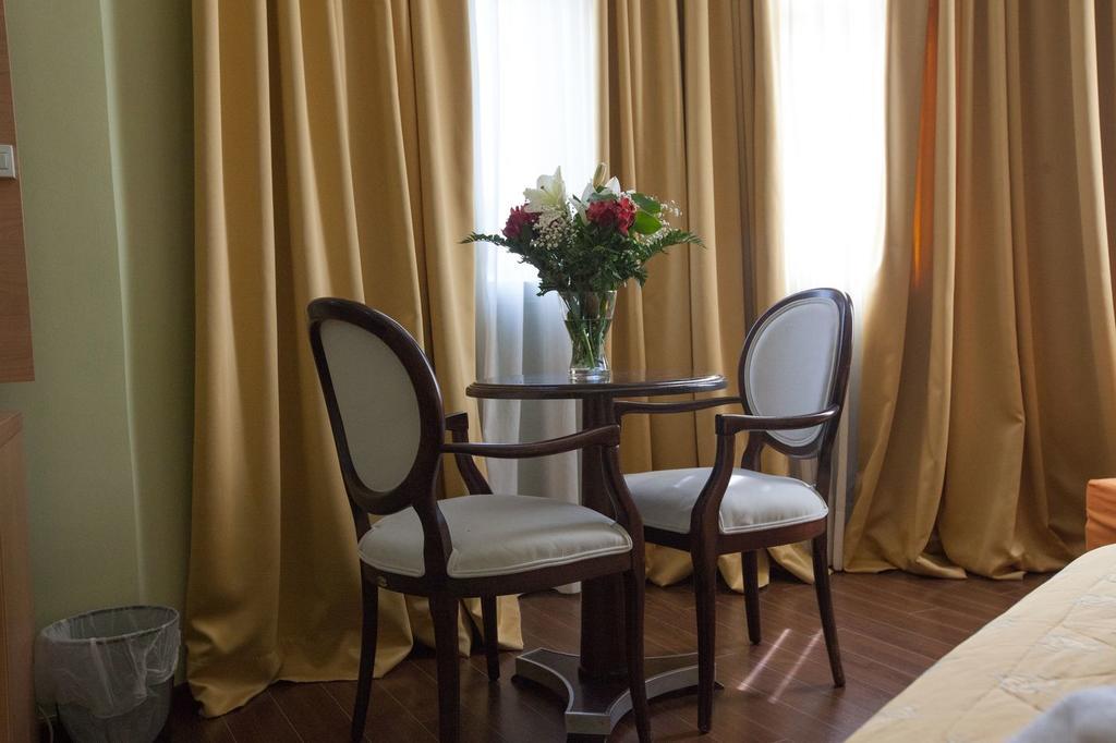 Ermionio Hotel Козани Экстерьер фото